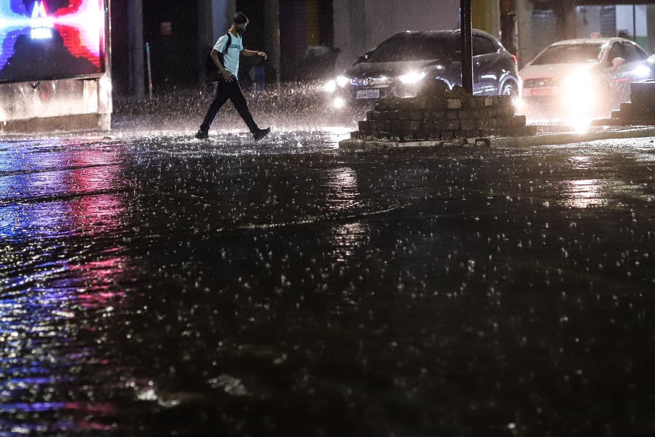 BH registra chuva forte na noite desta terça-feira 