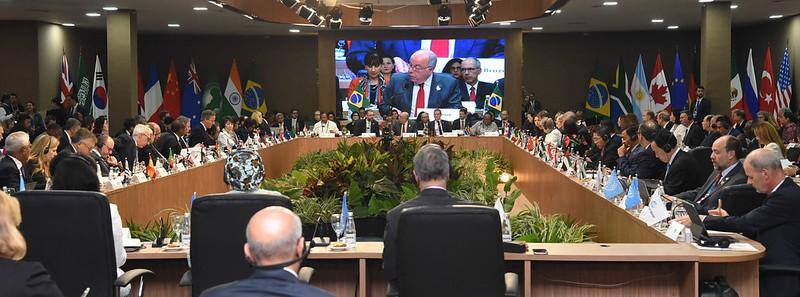 O ministro das Relações Exteriores, Mauro Vieira, discursa na abertura da reunião de Ministros das Relações Exteriores do G20, no Rio de Janeiro