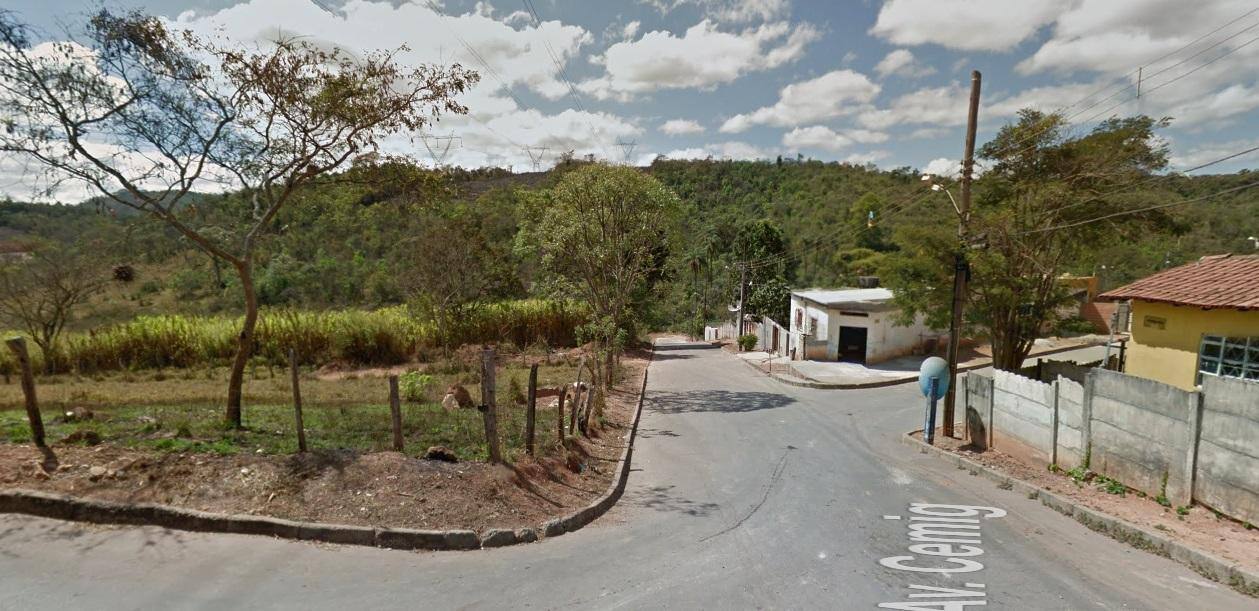O homem fugiu para a mata e não foi encontrado desde então
