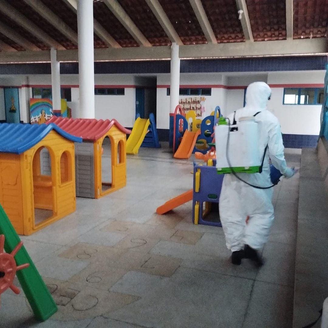 Barroso, no Campo das Vertentes, também iniciou desinfecção de escolas e creches
