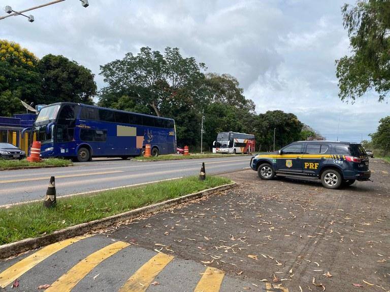 Õnibus apreendidos atos antidemocráticos DF
