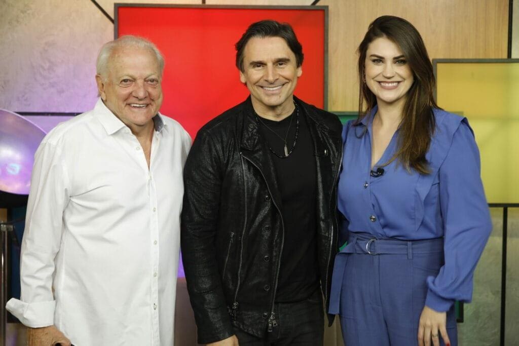 Murilo Rosa abre o jogo após deixar a TV aberta, e comenta a emoção que sentiu ao receber o Emmy 2023: “Simbolismo muito grande”