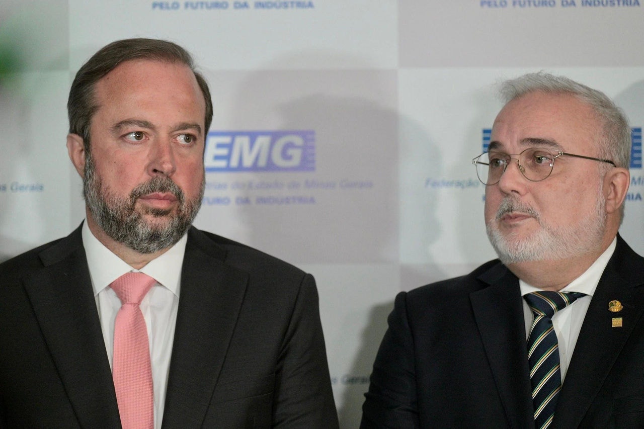 O ministro de Minas e Energia, Alexandre Silveira, e o presidente da Petrobras, Jean Paul Prates, em evento em Minas Gerais