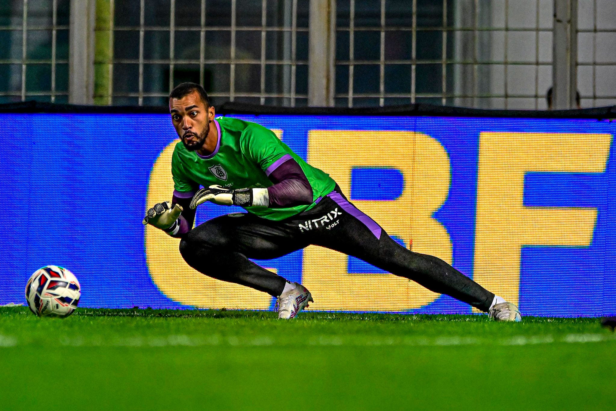 Coelho conquistou apenas 21 pontos na primeira metade do campeonato