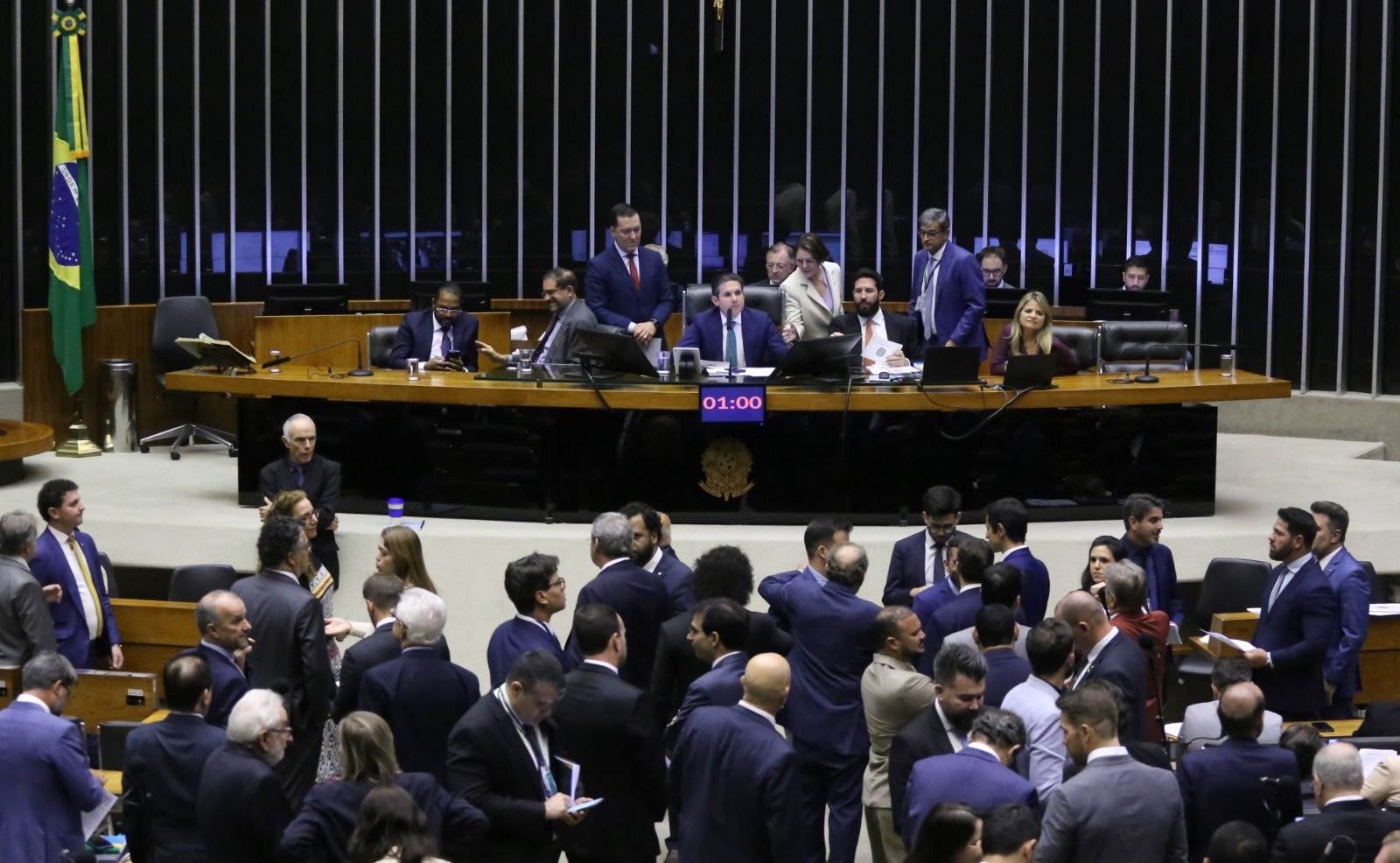 A intenção do presidente Hugo Motta (Republicanos-PB) é colocar o projeto de lei para votação na quarta-feira (20/8) no plenário da Câmara