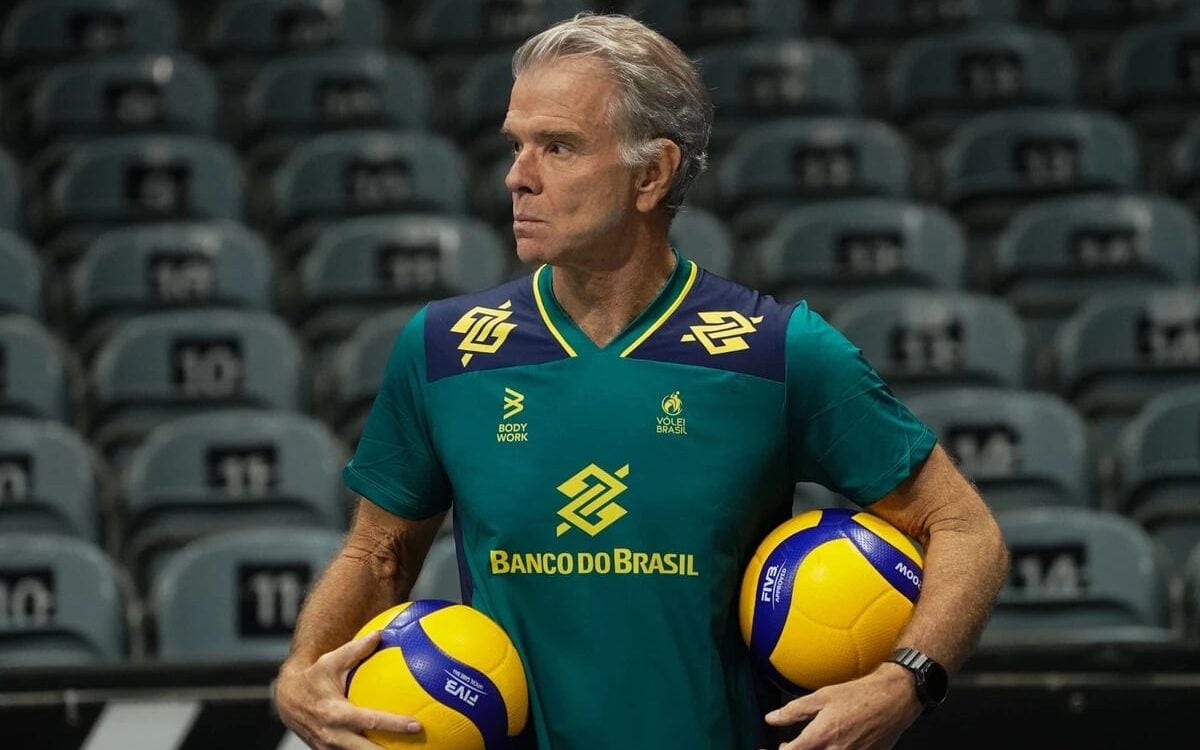Bernardinho faz avaliação sobre primeira etapa da VNL masculina. (Foto: Divulgação / CBV)