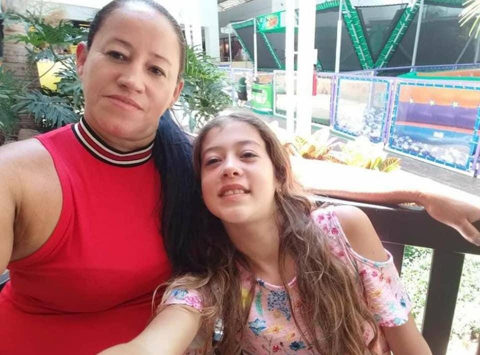 Mãe e filha podem ter sido assassinadas enquanto dormiam