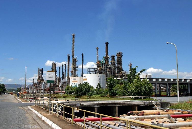 Refinaria Gabriel Passos, em Betim, continuará sendo ativo da Petrobras
