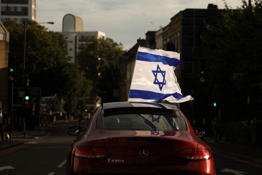carro londres bandeira israel