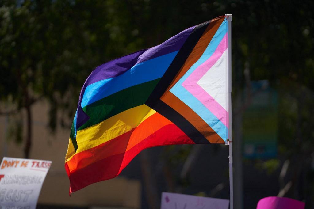Programa de Atenção Especializada à Saúde da População Trans também prevê aumento de 14 para 34 do total de procedimentos na tabela do SUS