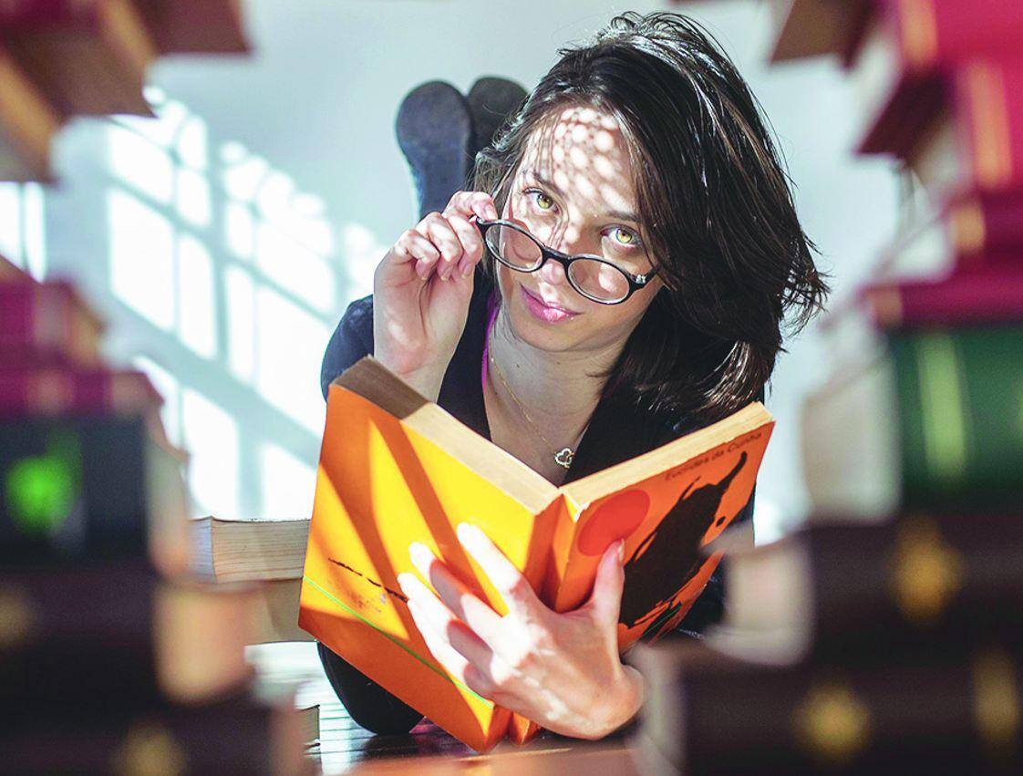 Dificuldade No sexto período de letras, Polyanna enfrentou a resistência dos pais por querer ser professora