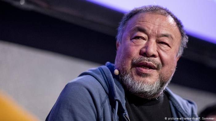 O artista chinês Ai Weiwei em Berlim, 2019