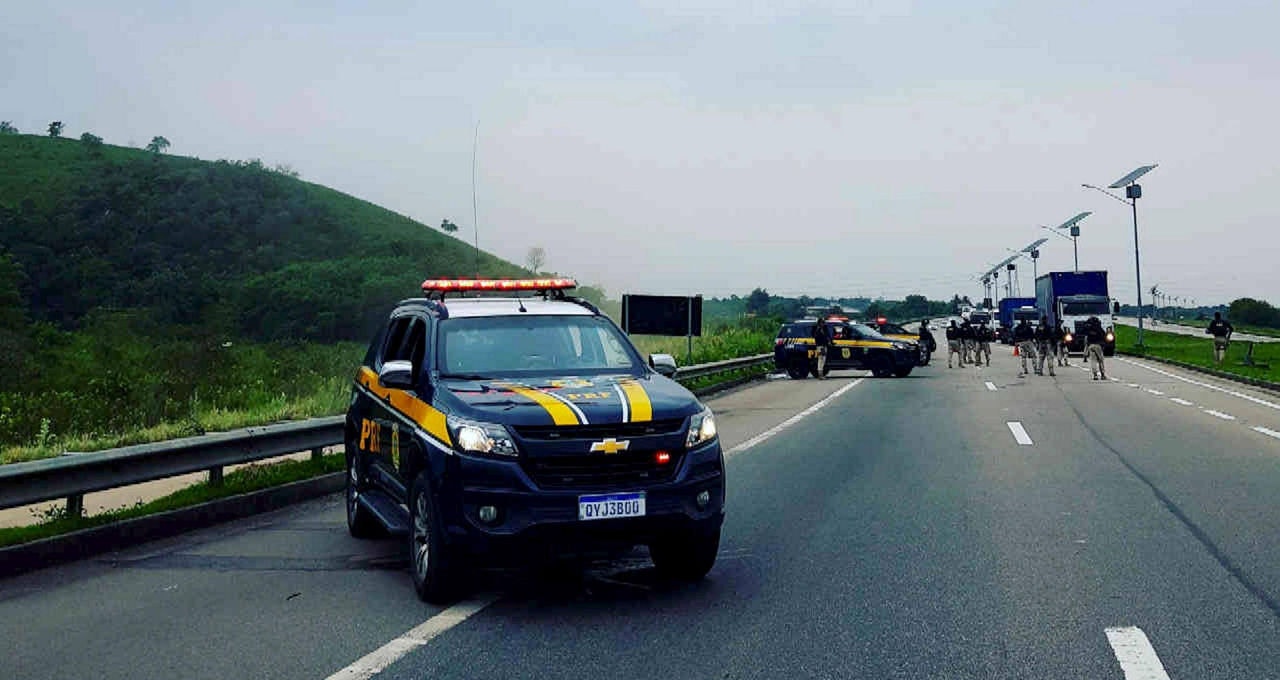Polêmica: blitz da Polícia Rodoviária Federal contraria determinação do TSE