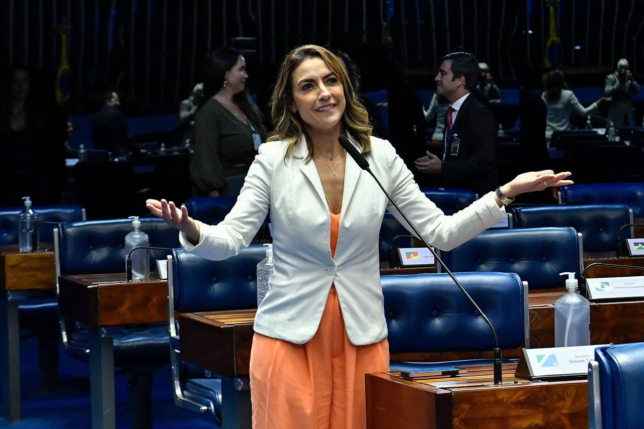 Soraya Thronicke apoiou Bolsonaro em 2018, mas hoje é oposição a ele e faz críticas ao presidente
