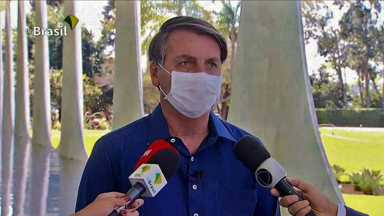 Bolsonaro anunciou nesta manhã que testou positivo para o novo coronavírus