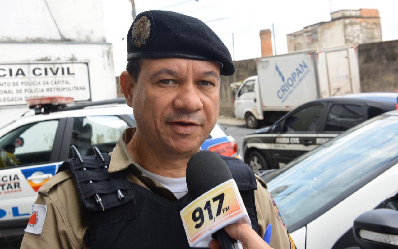 Polícia Militar prende dois suspeitos de furtar pães congelados no centro