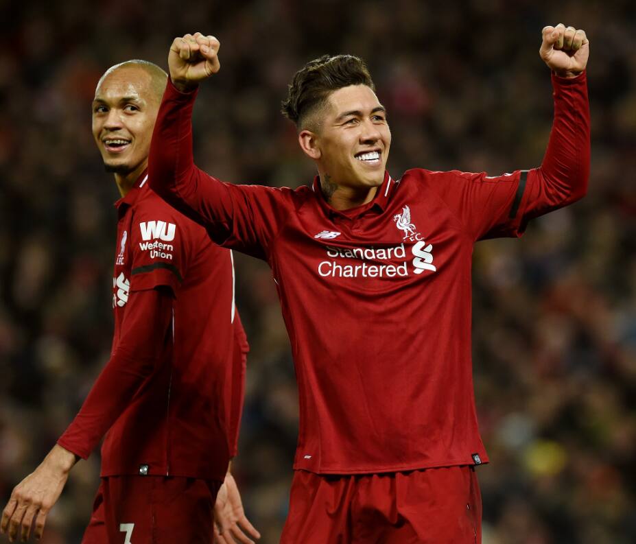 Firmino abre o sorriso na vitória do Liverpool sobre o Arsenal: dos 5 gols do clube, três vieram com o brasileiro