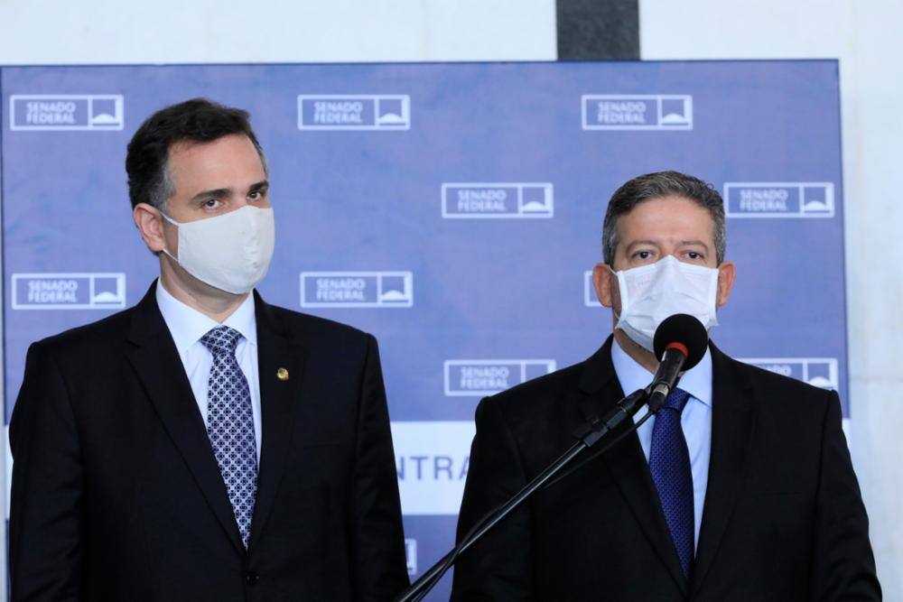 Artur Lira e Rodrigo Pacheco receberam lista 35 prioridades de Bolsonaro para o legislativo