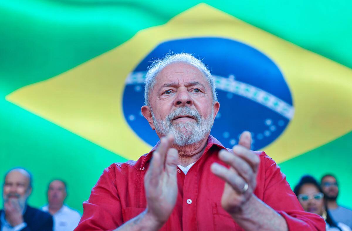 Ex-presidente Lula recebe pagamentos adicionais do PT para arcar com despesa de aluguel em São Paulo