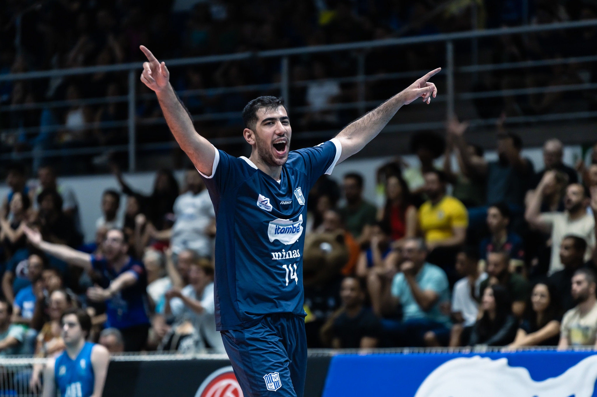 Levantador Javad Karimi, reforço do Itambé Minas para a temporada