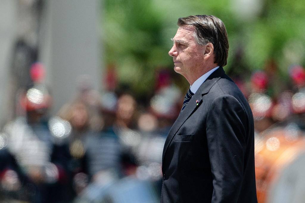 Na única viagem após a derrota nas urnas, Bolsonaro foi ao Rio de Janeiro no fim de semana participar de cerimônia em academia militar
