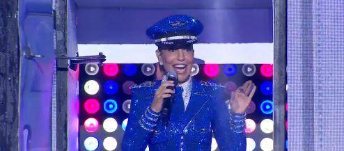 A cantora Ivete Sangalo fez participação especial no programa de TV BBB24 nessa sexta-feira (22/3/2024), vestida de aeronauta com uma roupa especial