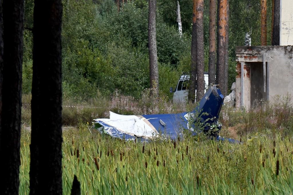 Parte do avião que caiu na Rússia com Yevgeny Prigozhin