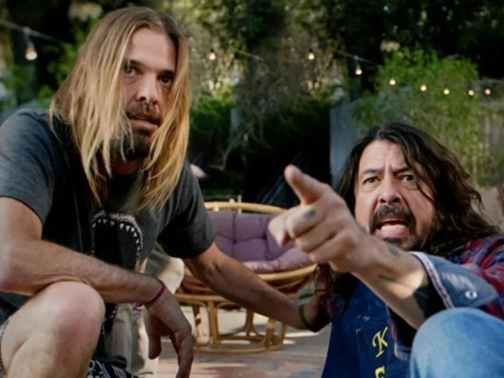 Filme de terror com Foo Fighters e Jenna Ortega estreia na Netflix