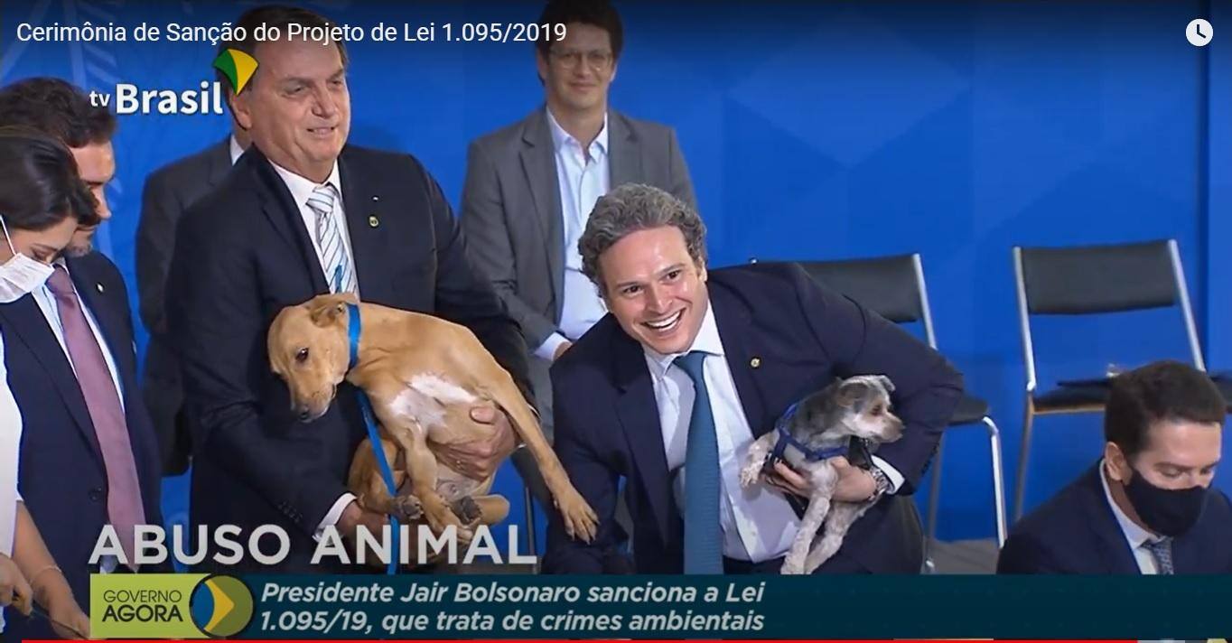Presidente Jair Bolsonaro e o deputado federal Fred Costa (Patriota-MG)