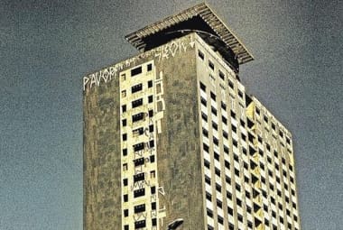 Transformação Prédio, hoje em estado precário, vai se transformar em luxuoso hotel (no detalhe)