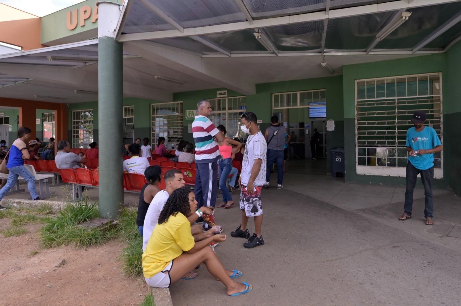 Problemas cotidianos, como atendimento em postos de saúde e acesso a médicos e remédios, contam na disputa municipal