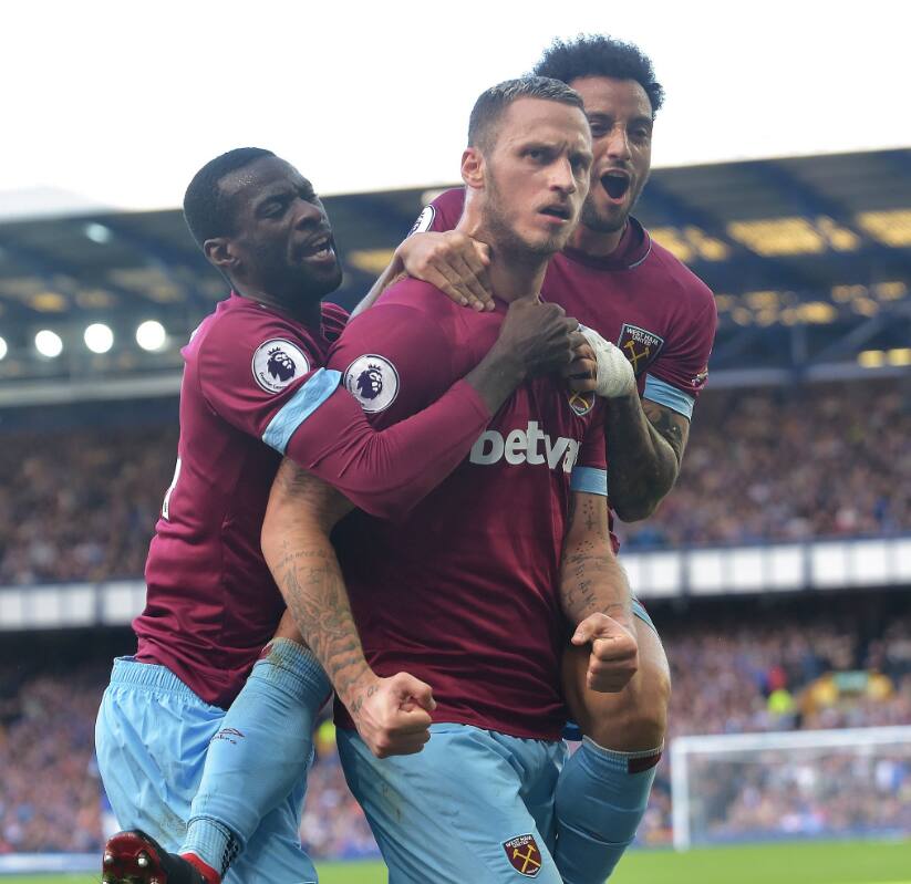West Ham surpreende o Everton, vence por 3 a 1 e deixa a lanterna do Inglês