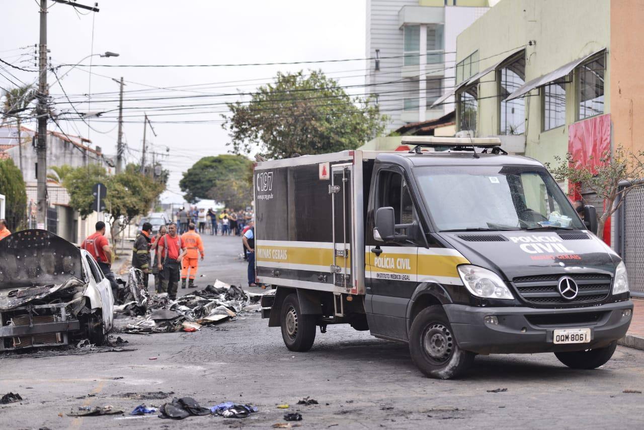 Mortos em acidente aéreo seguiam para o trabalho quando foram atingidos por avião