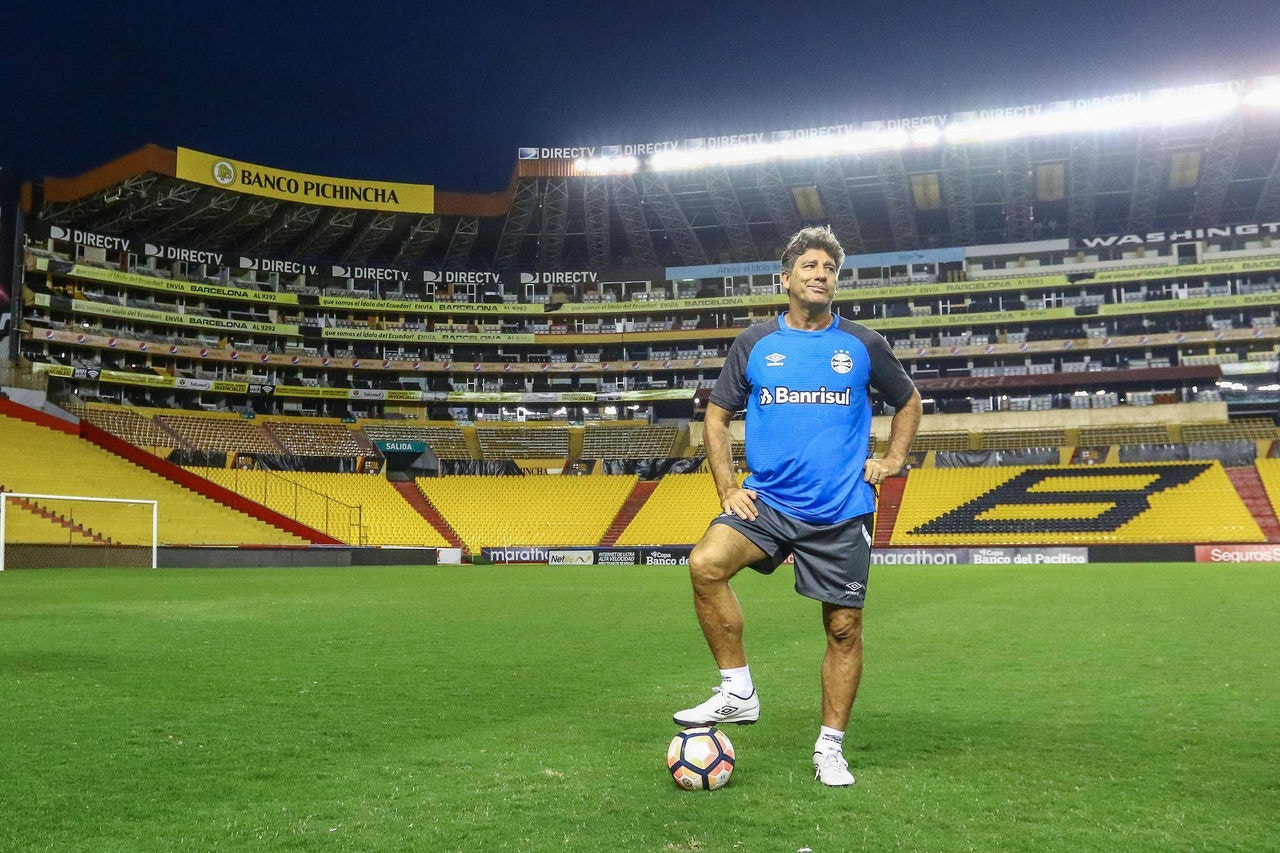 Renato Gaúcho passa bem após cirurgia e pode ter alta na segunda