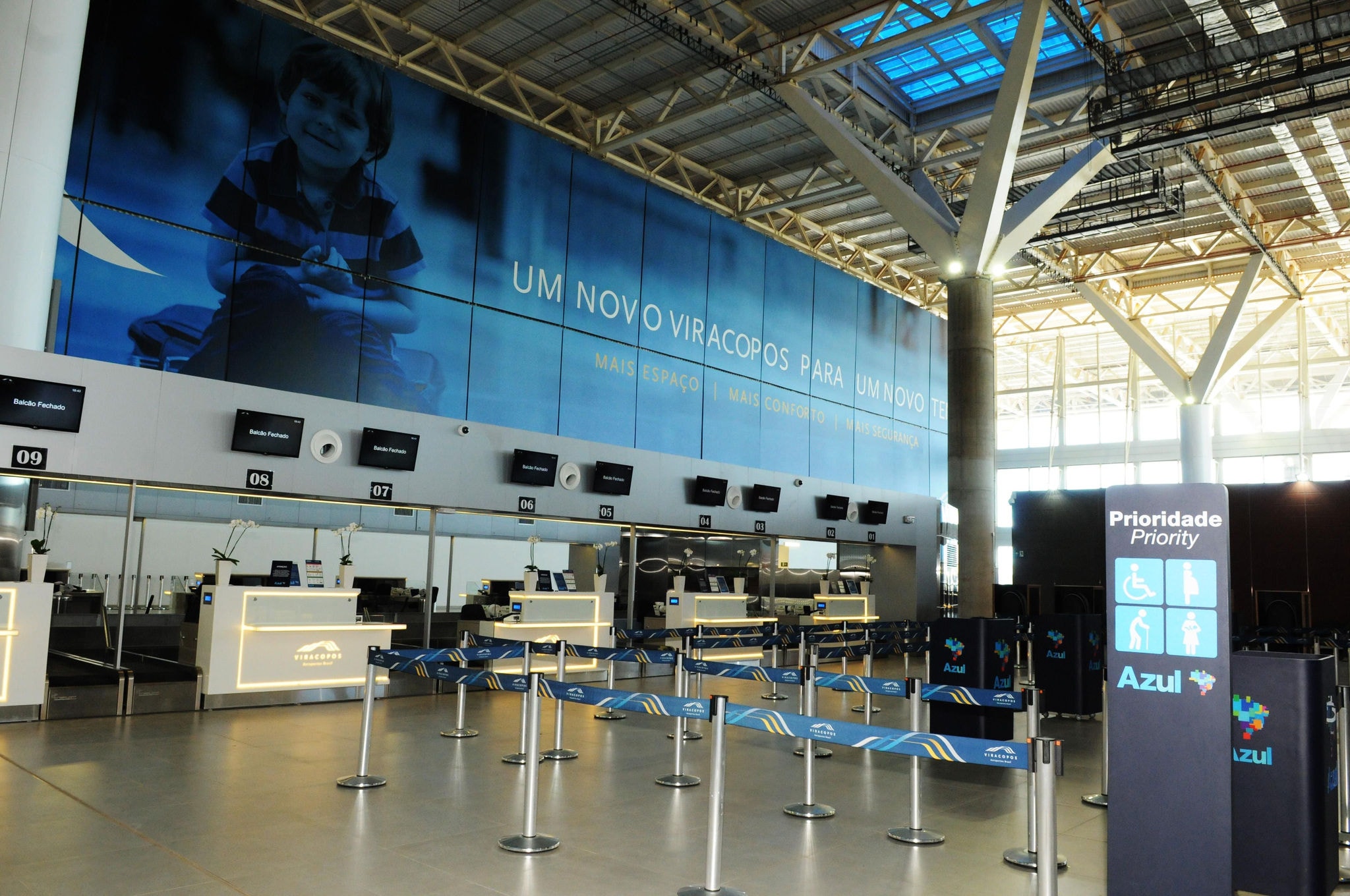 Pousos e decolagens seguem normalmente no aeroporto