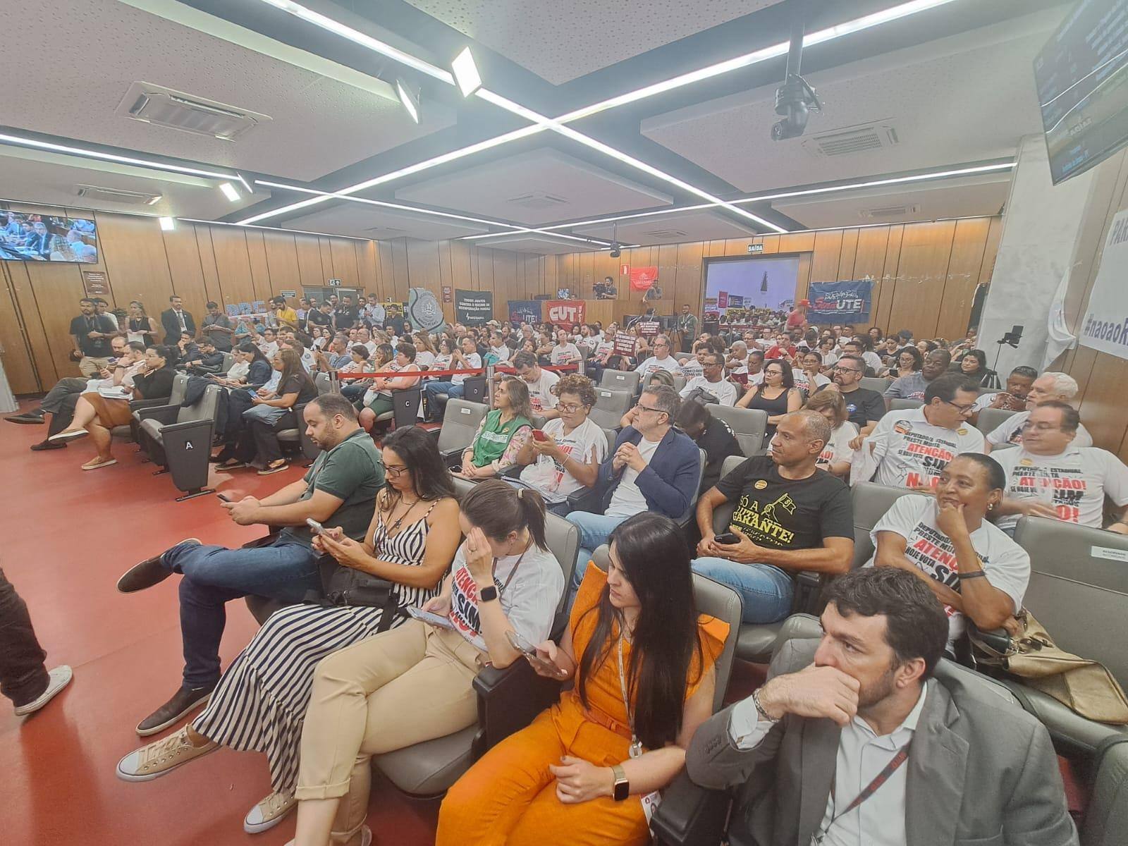 Protesto de servidores na ALMG