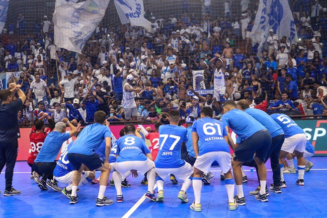 Nova equipe de futsal masculino do Cruzeiro estreou com vitória no Brasileiro