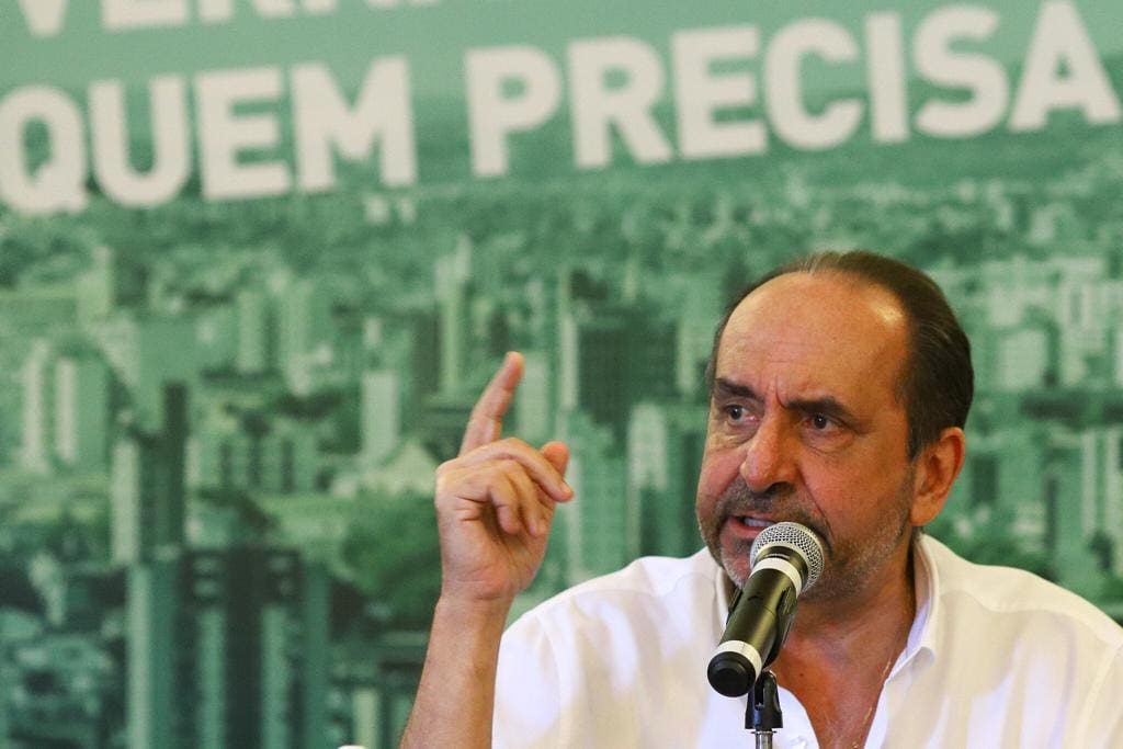 Alexandre Kalil diz Contagem também retornará à fase inicial do isolamento social, permitindo o funcionamento só de atividades essenciais