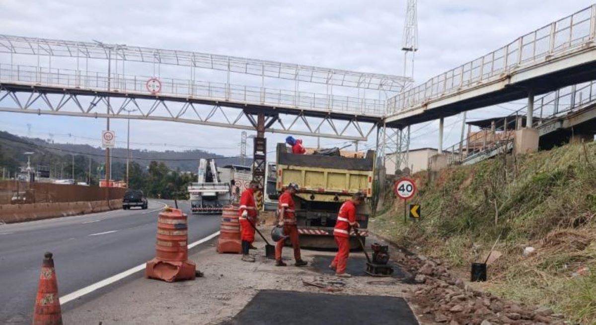 Prefeitura de BH inicia obras de tapa-buraco no Anel Rodoviário 