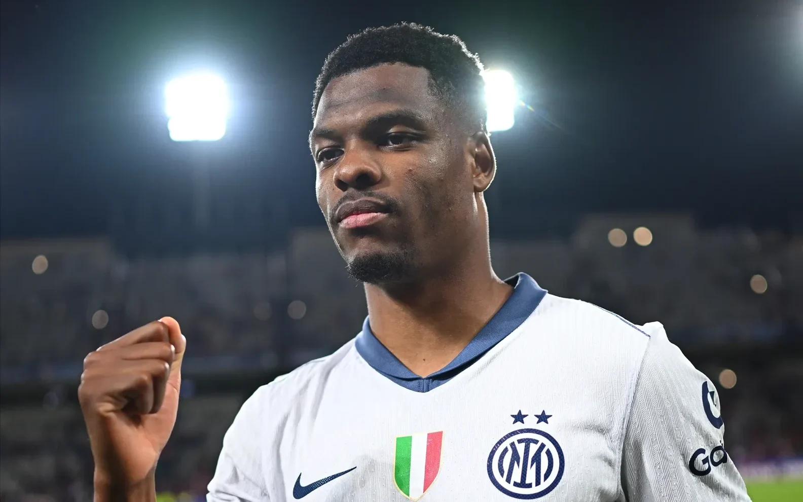 Dumfries pode estrear no Mundial de Clubes pela Inter de Milão (Foto: Reprodução/Inter)