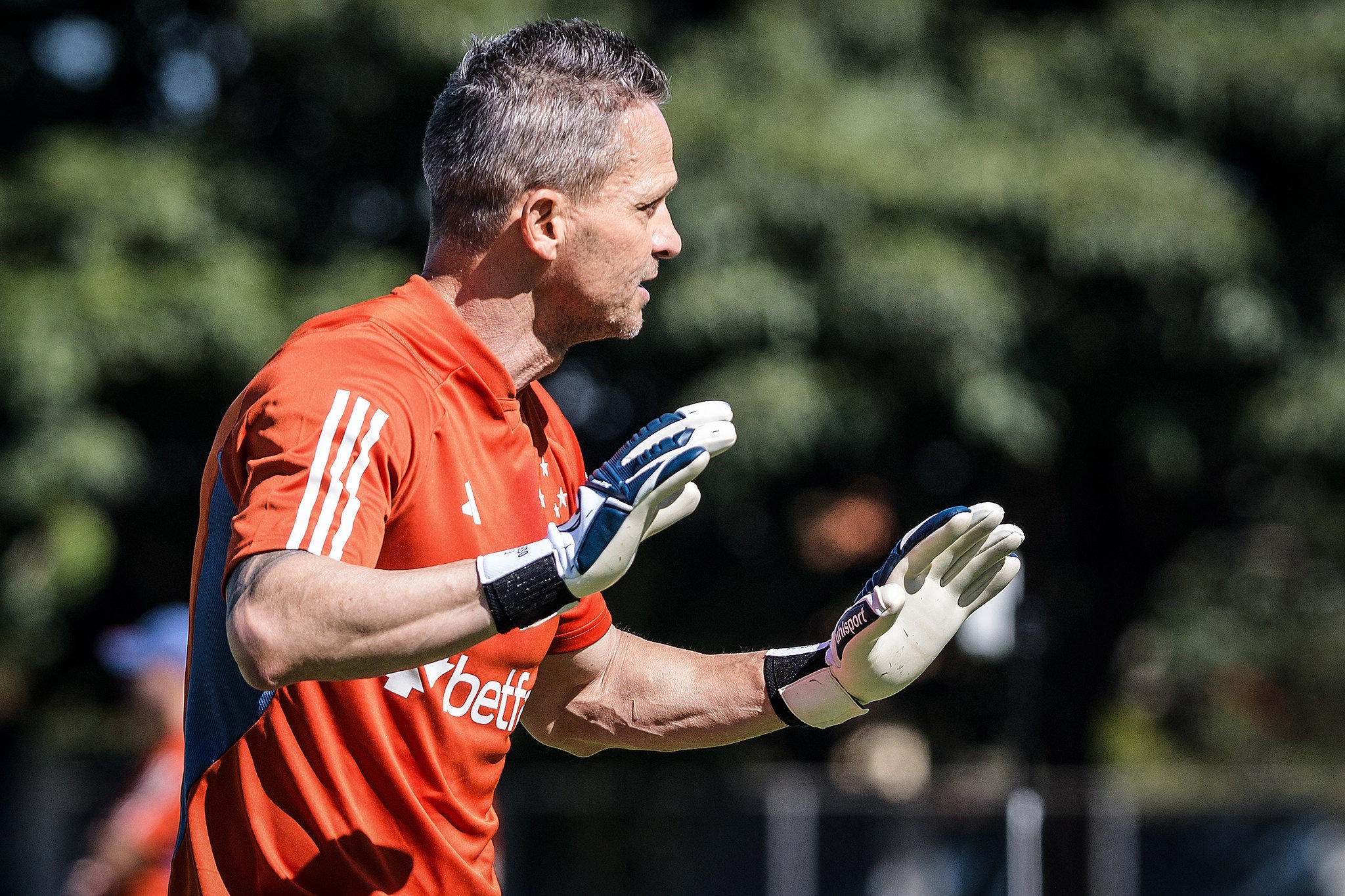 Preparador de goleiros Robertinho iniciou sua nova caminhada no Cruzeiro