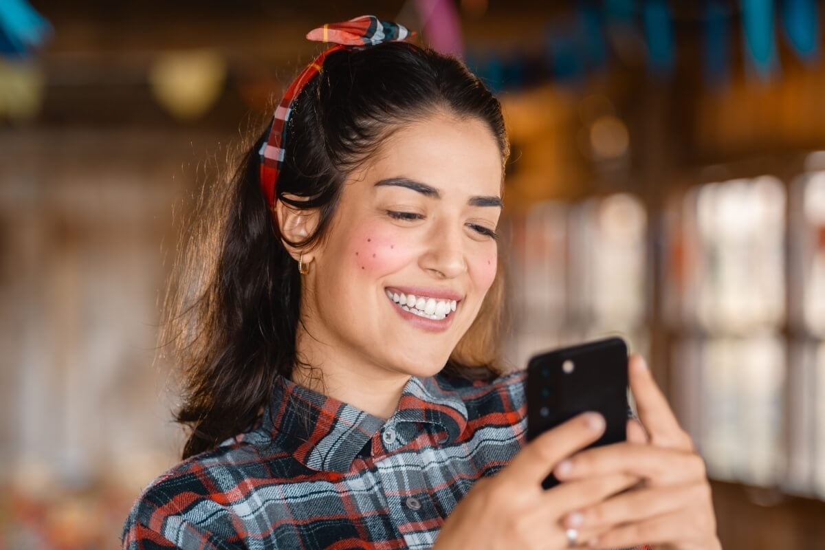 Truques simples tornam os penteados de festa junina mais modernos e charmosos