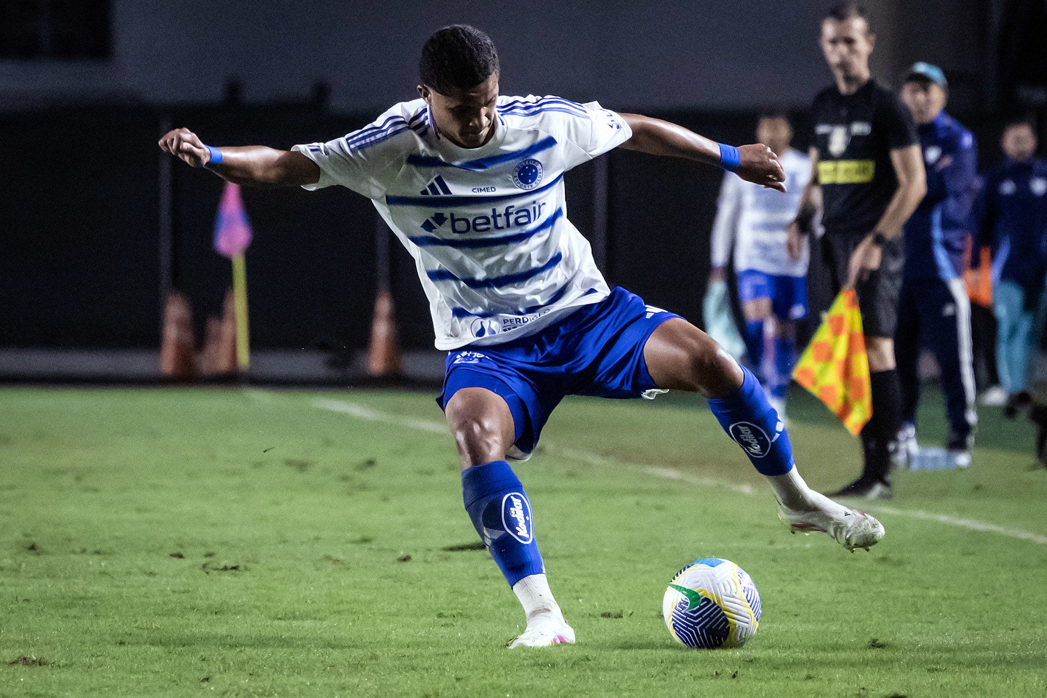 Kauã em amistoso diante do Banfield, no Espírito Santo