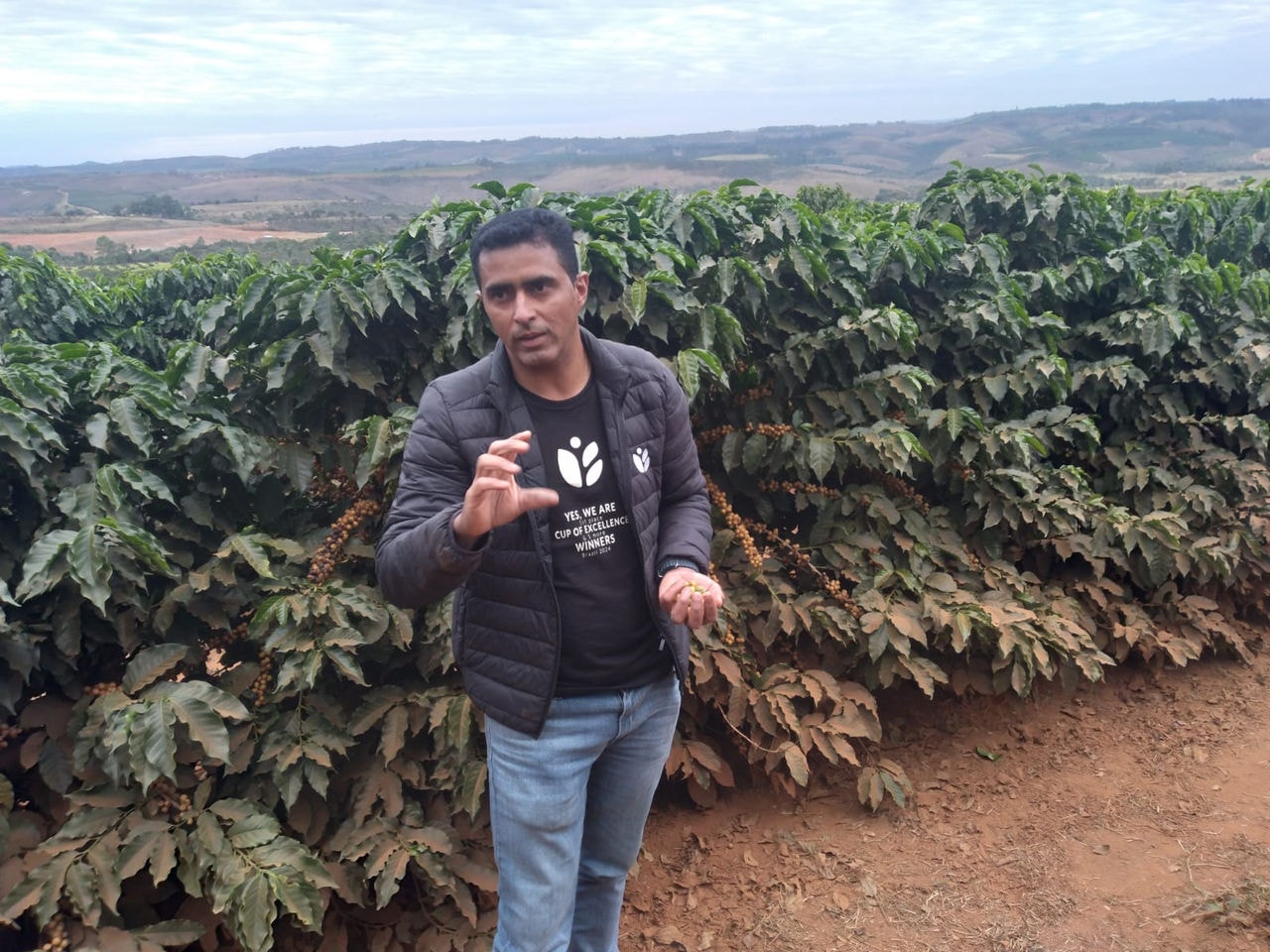 Produção sustentável. Marcelo Nogueira, sócio-fundador da Bioma Café, investe em técnicas da agricultura regenerativa