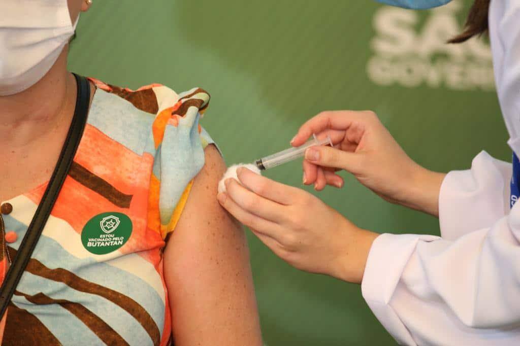 Vacinação no Brasil começou com a Coronavac