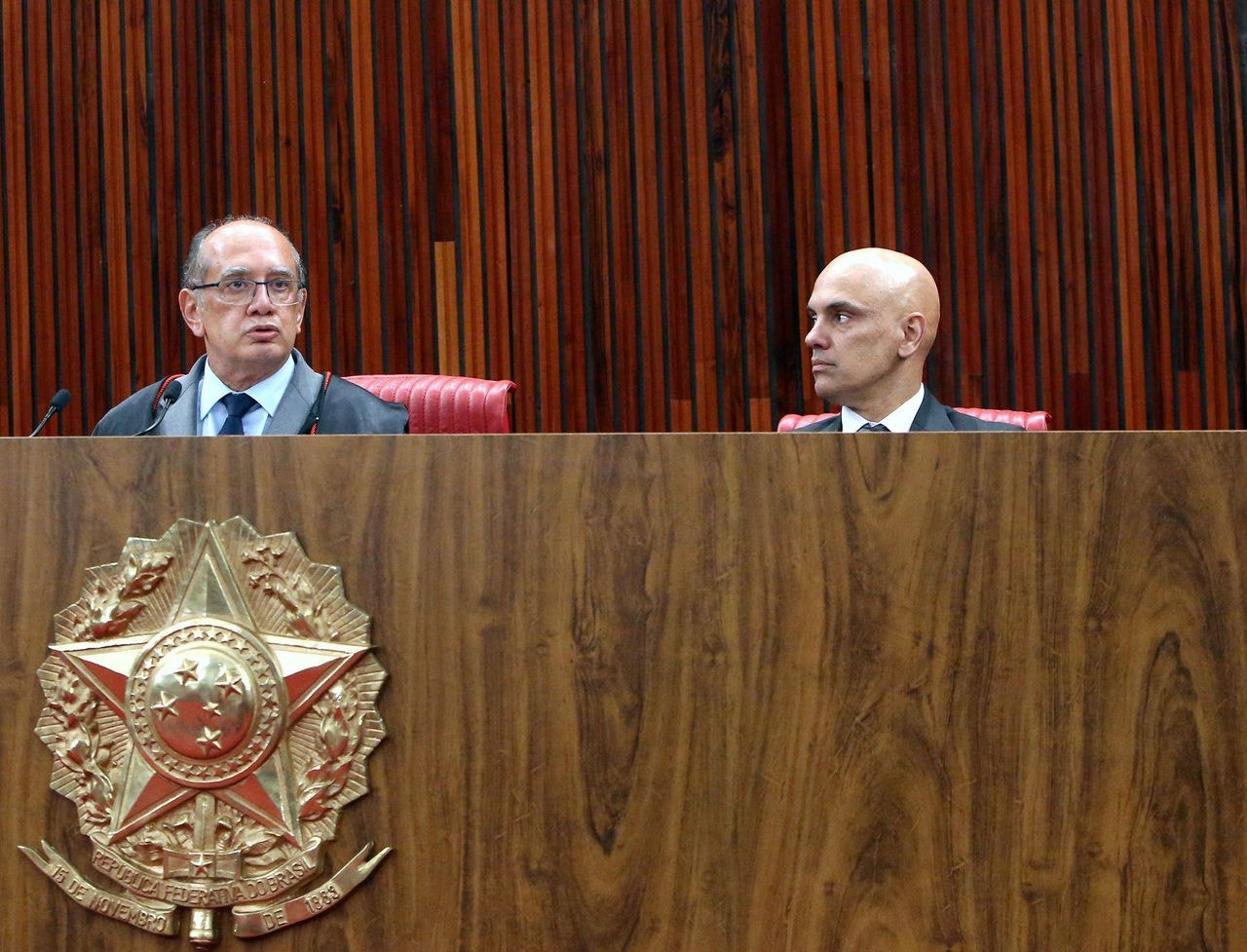 Na ordem, os ministros Gilmar Mendes e Alexandre de Moraes no Tribunal Superior Eleitoral (TSE)