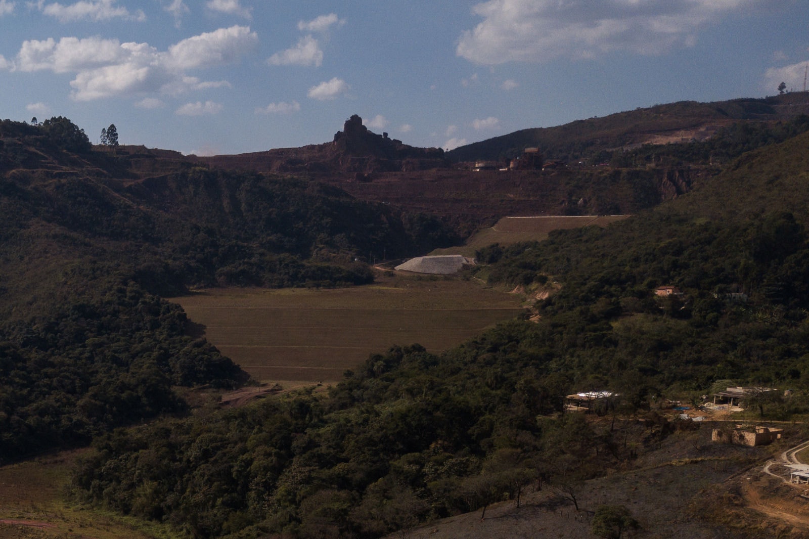 Barragem B1-A, localizada em Brumadinho, na Grande BH, está em nível 2 de alerta da ANM  
