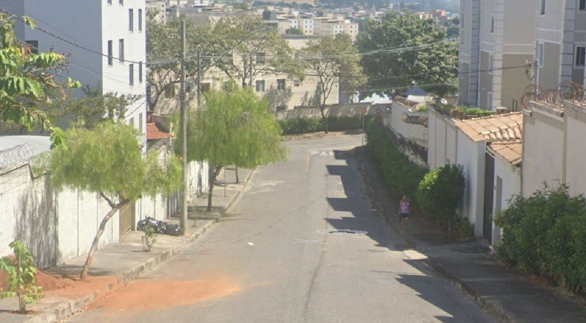 Estabelecimentos também foram alvos de criminosos