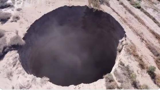 Buraco surgiu no deserto do Atacama, e origem ainda é desconhecida