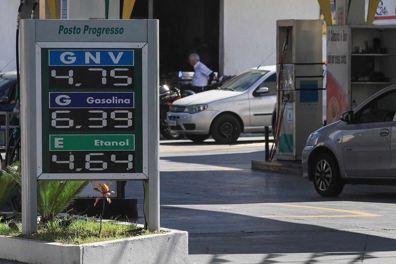 Posto no bairro Padre Eustáquio vende a gasolina por R$ 6,39